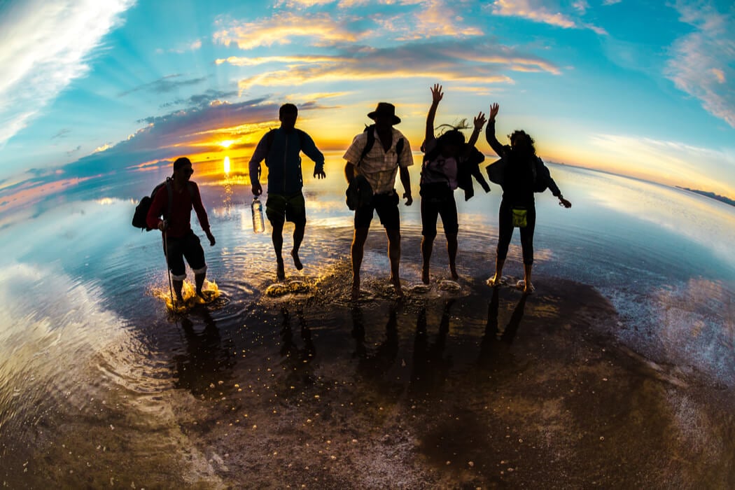 Safety Tips for Your NOLO Graduation Trip