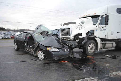 Truck Driver Logs to Strengthen Injury Claims